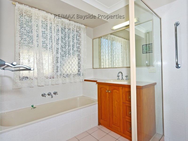32 Peppercorn Crescent, Victoria Point QLD 4165