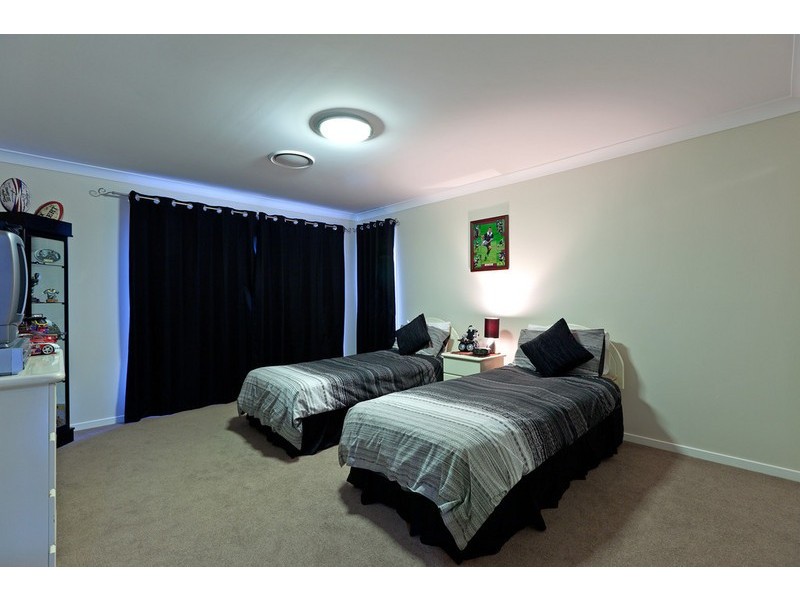 7 Fleay Street, Redland Bay QLD 4165