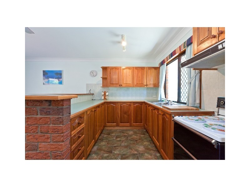 63 Whitehall Avenue, Birkdale QLD 4159