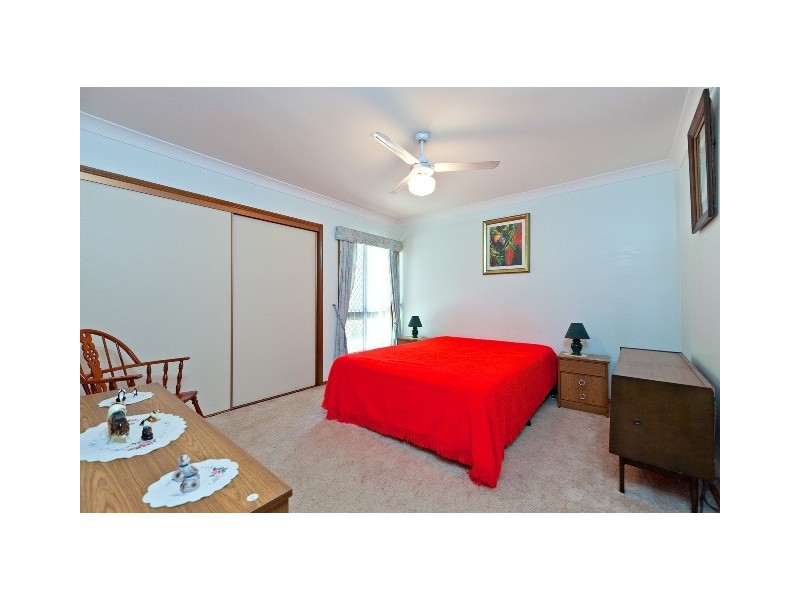 63 Whitehall Avenue, Birkdale QLD 4159