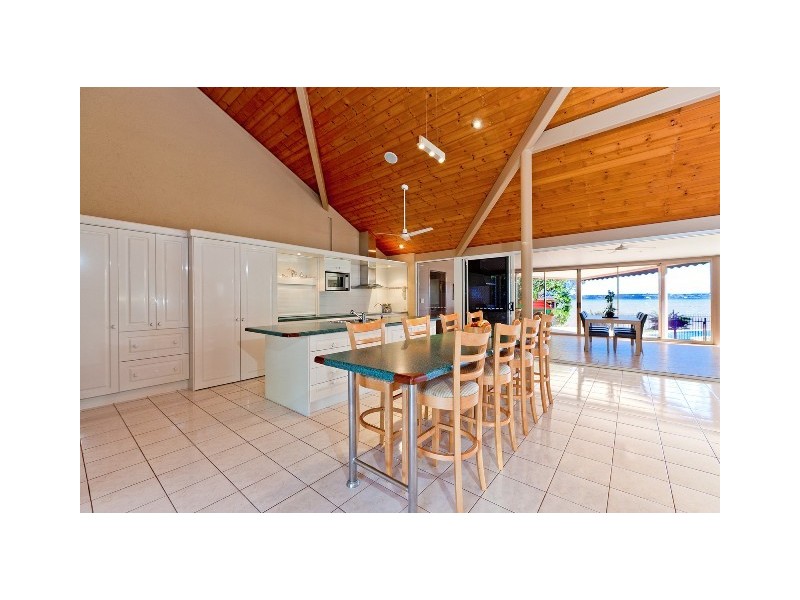 70 Main Road, Wellington Point QLD 4160