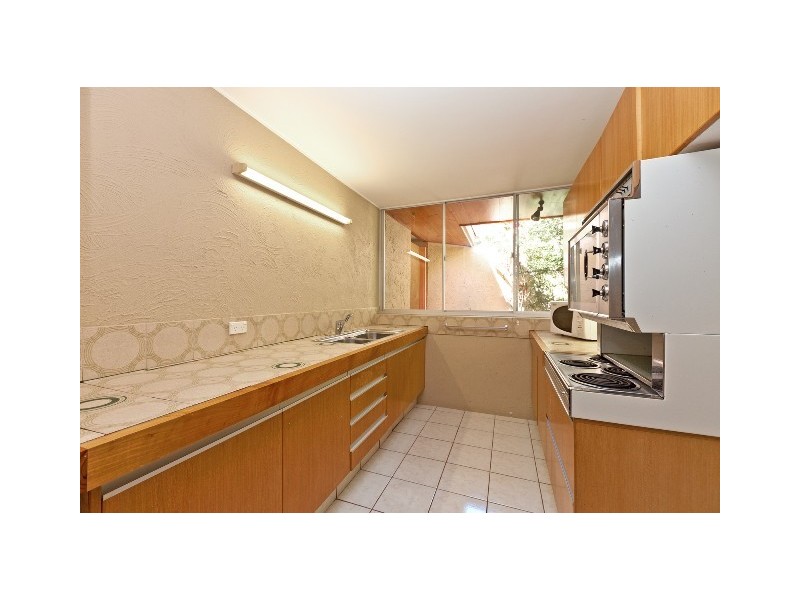 70 Main Road, Wellington Point QLD 4160