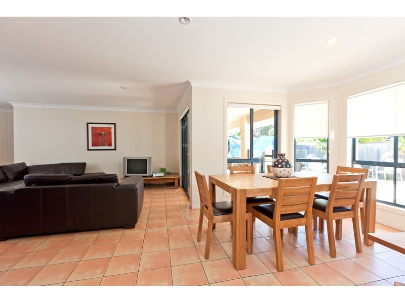 42 Downey Street, Ormiston QLD 4160