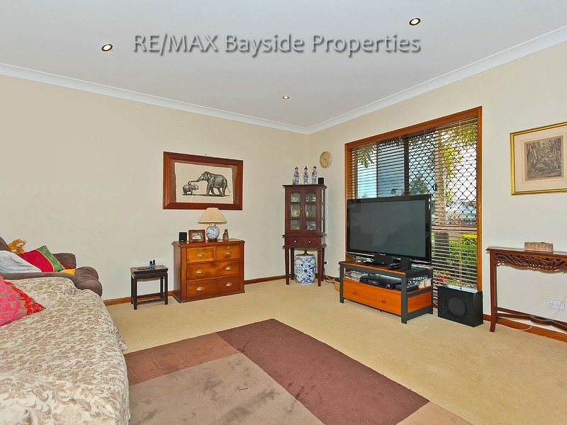 43 Portland Pde, Redland Bay QLD 4165