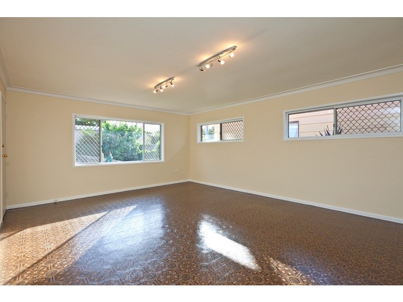 5 Glen Road, Victoria Point QLD 4165