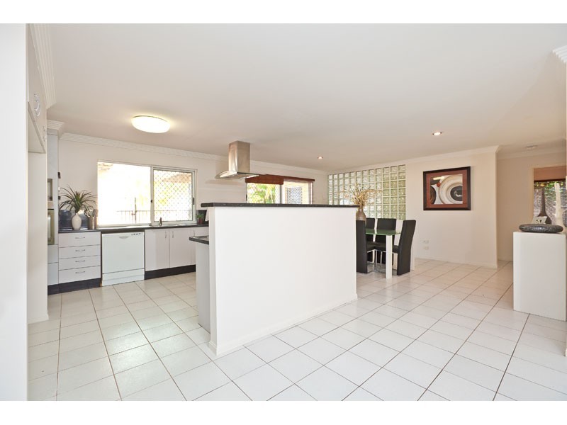 15 Winchester Road, Alexandra Hills QLD 4161