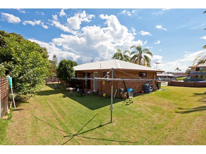 7 Lindon Street, Birkdale QLD 4159