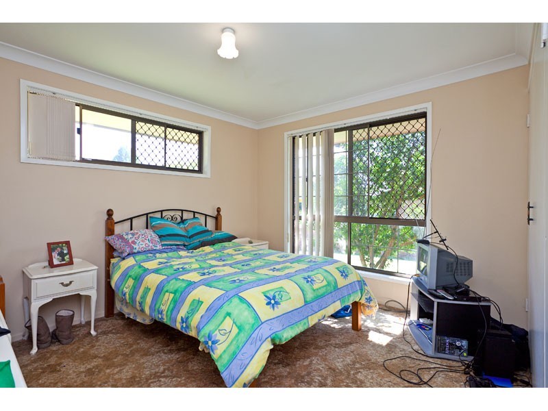 7 Lindon Street, Birkdale QLD 4159