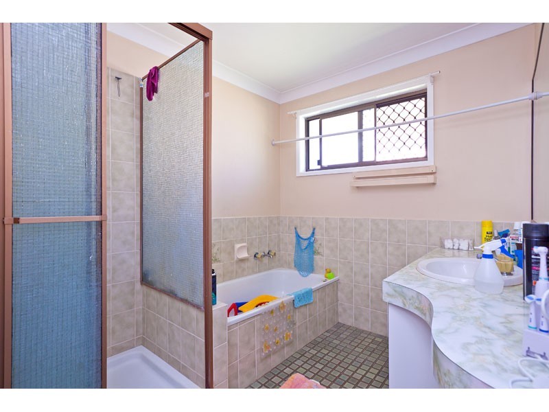 7 Lindon Street, Birkdale QLD 4159