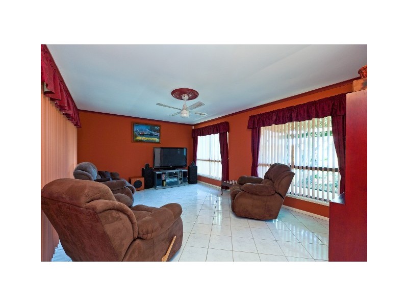 11 Newlyn Court, Alexandra Hills QLD 4161
