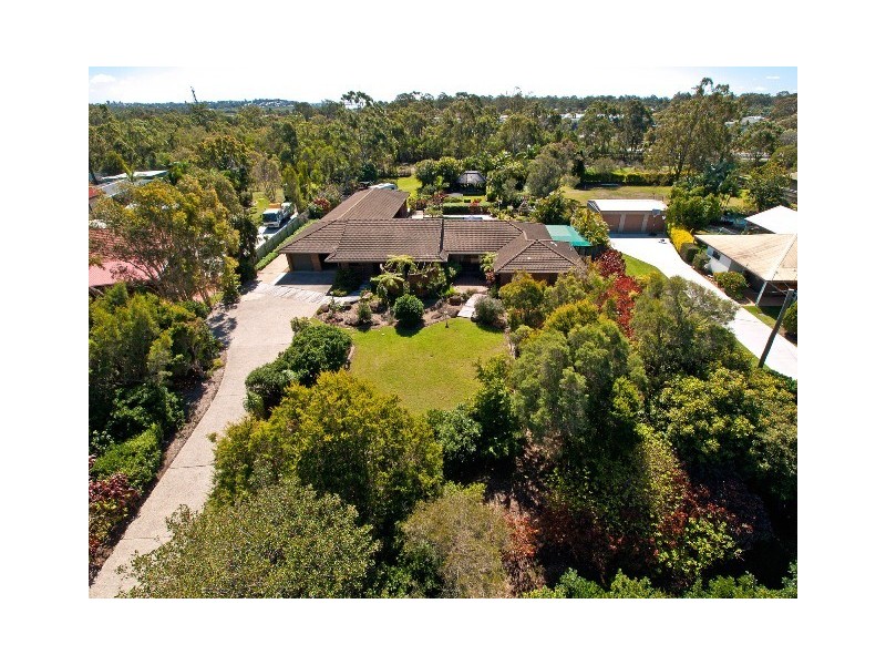 63 Whitehall Avenue, Birkdale QLD 4159