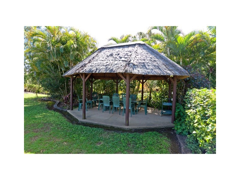 63 Whitehall Avenue, Birkdale QLD 4159