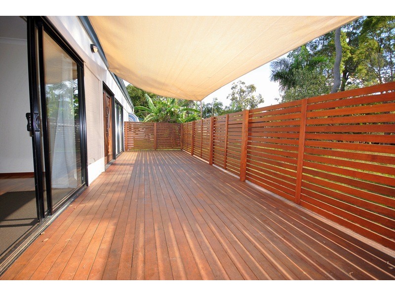 12 Marroo Street, Coochiemudlo Island QLD 4184