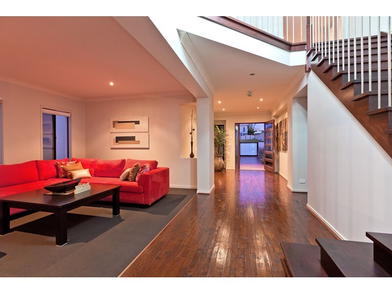 13 Highland Street, Redland Bay QLD 4165