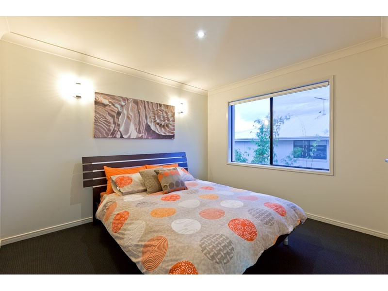 13 Highland Street, Redland Bay QLD 4165