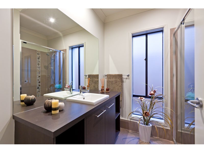 13 Highland Street, Redland Bay QLD 4165