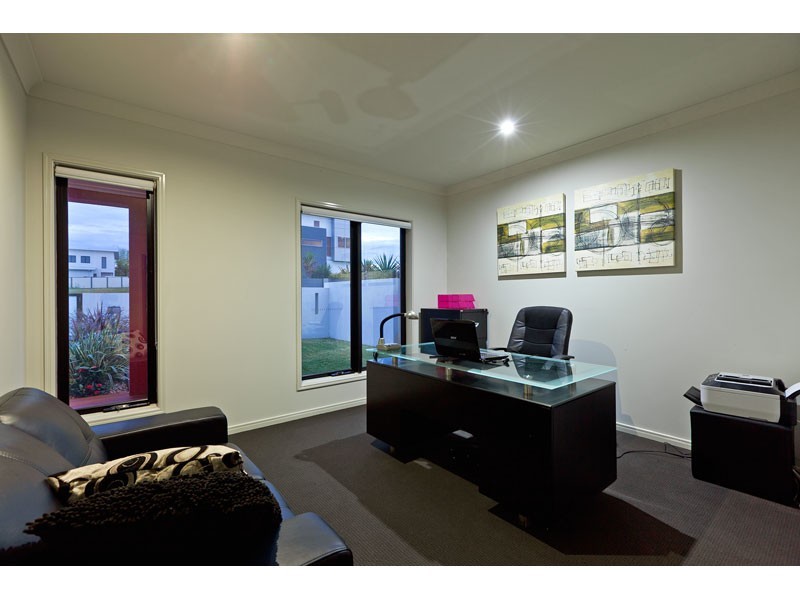 13 Highland Street, Redland Bay QLD 4165