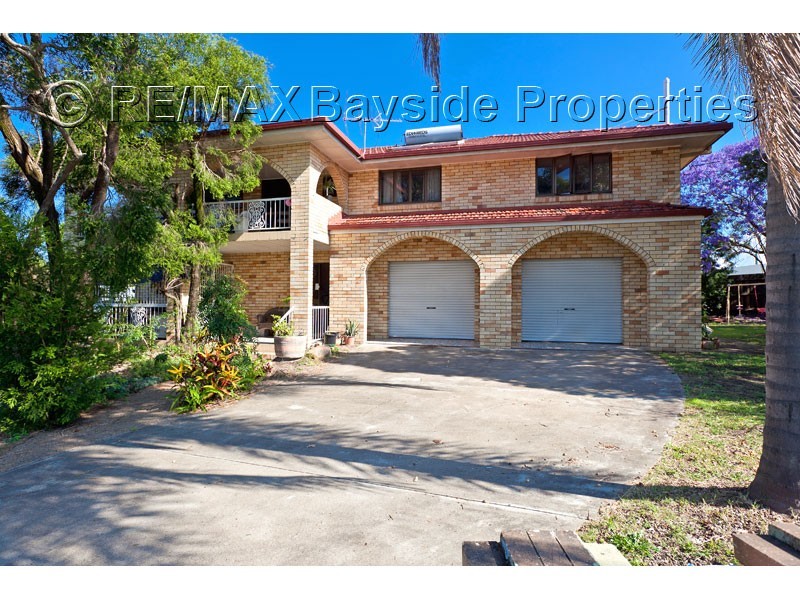 11 Gordon Parade, Manly QLD 4179