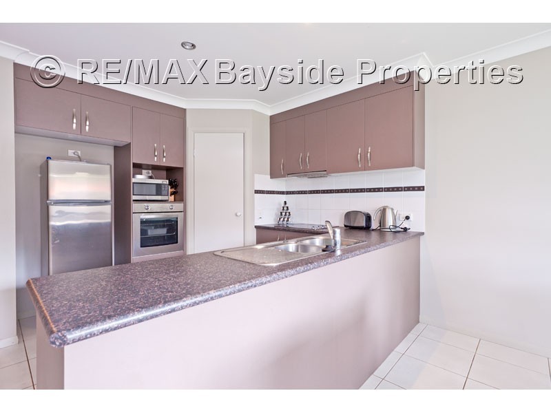 2/4 Calliandra Place, Thornlands QLD 4164