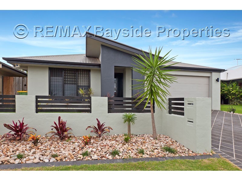 2/4 Calliandra Place, Thornlands QLD 4164