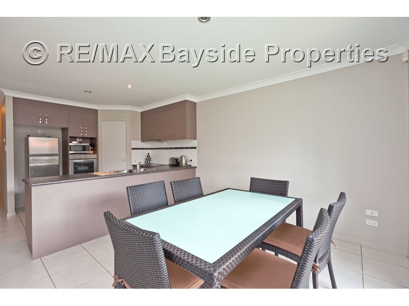 2/4 Calliandra Place, Thornlands QLD 4164