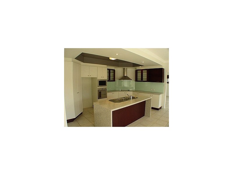 8 White Fig Place, Thornlands QLD 4164