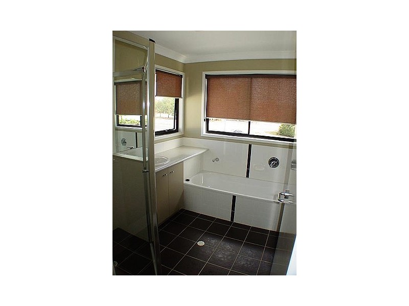 8 White Fig Place, Thornlands QLD 4164