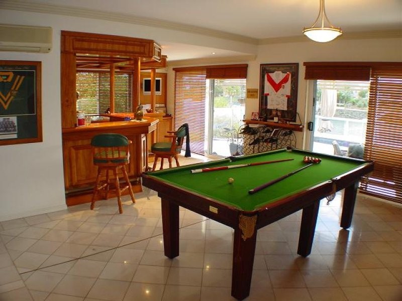 11 Bonaventure Court, Raby Bay QLD 4163
