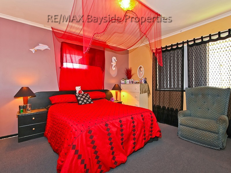 179 Redland Bay Rd, Capalaba QLD 4157