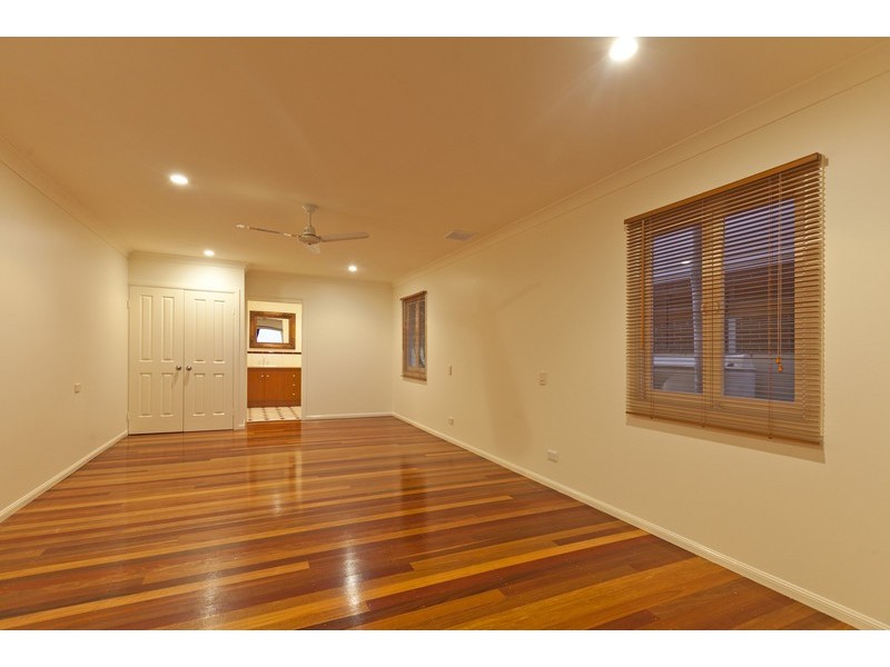 89 Main Road, Wellington Point QLD 4160