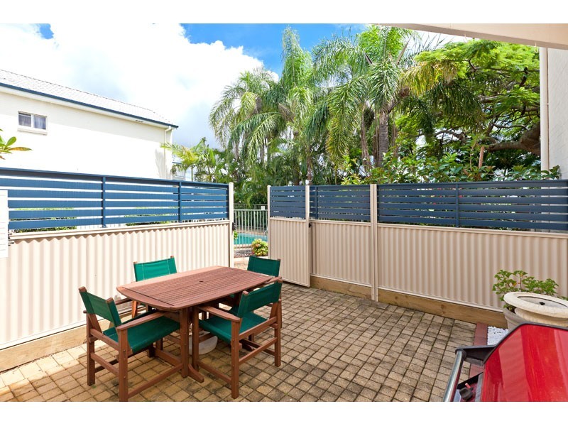 4/1 North Street, Cleveland QLD 4163