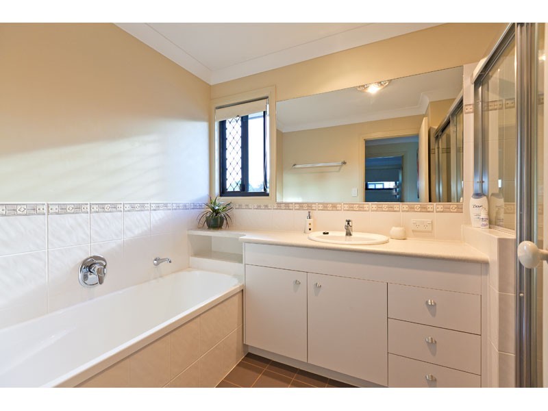 15 Alice St, Wellington Point QLD 4160