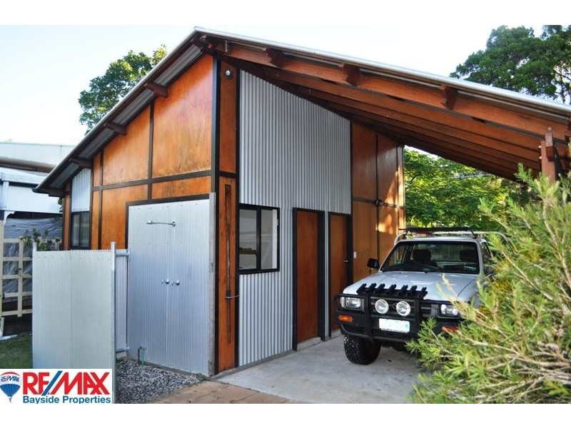 9 Cumberland Street, Amity Point QLD 4183
