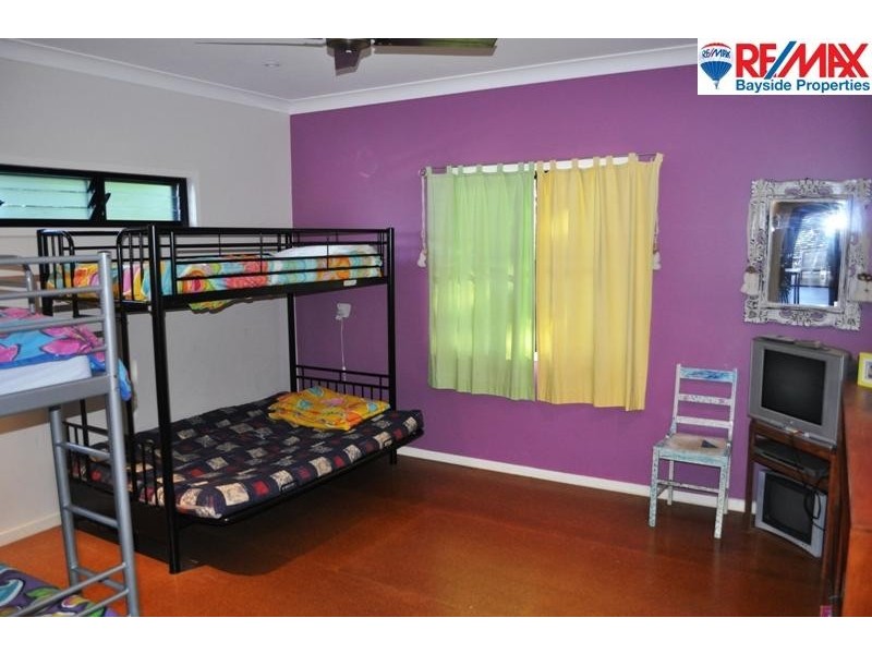 9 Cumberland Street, Amity Point QLD 4183
