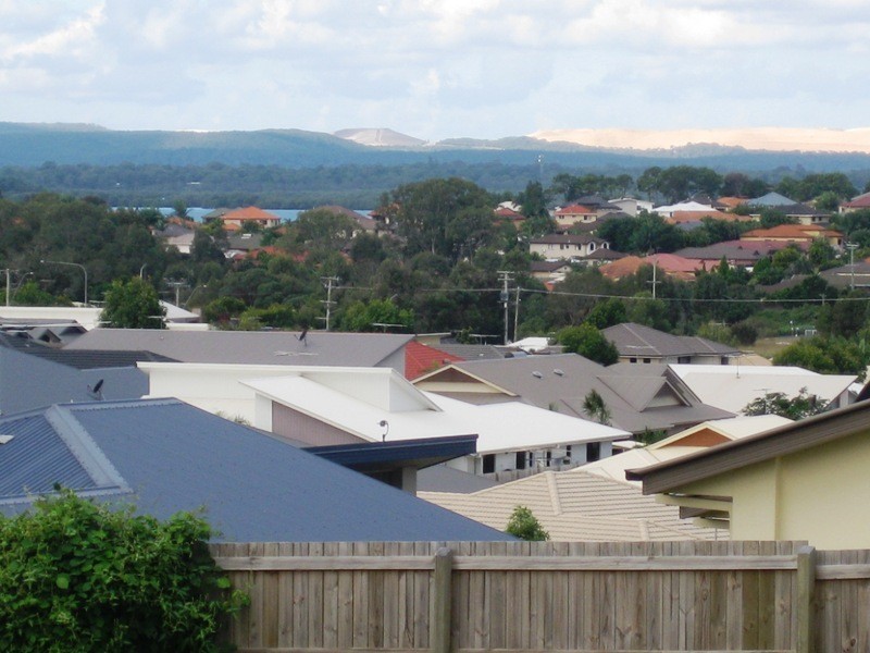 6 Turtle Pl, Redland Bay QLD 4165