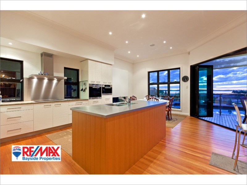 260 Main Road, Wellington Point QLD 4160