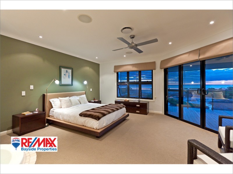 260 Main Road, Wellington Point QLD 4160
