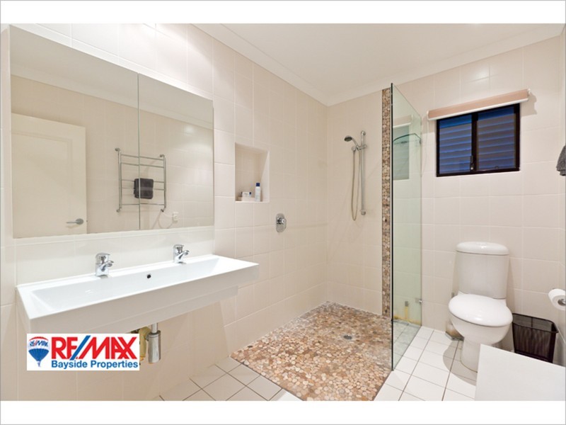 260 Main Road, Wellington Point QLD 4160