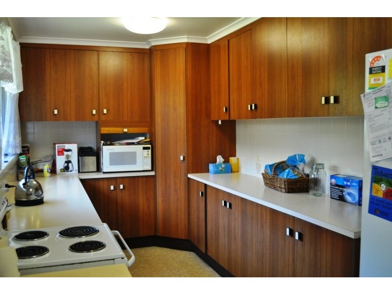 15 Rainbow Crescent, Dunwich QLD 4183