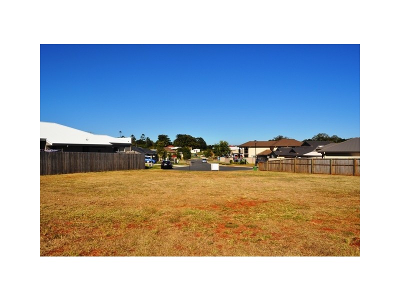 19 Lois Place, Redland Bay QLD 4165
