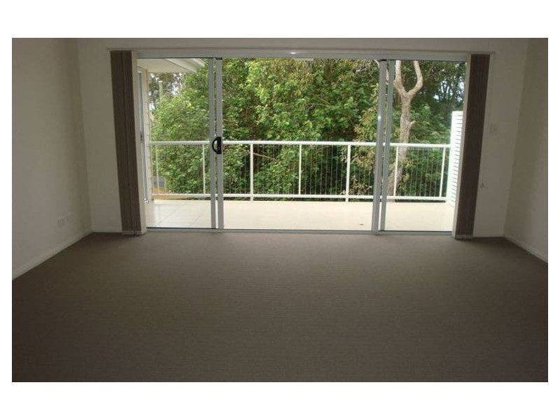 12 Valley Road, Wellington Point QLD 4160