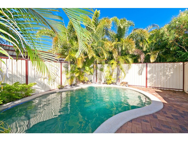 98 Crotona Road East, Alexandra Hills QLD 4161