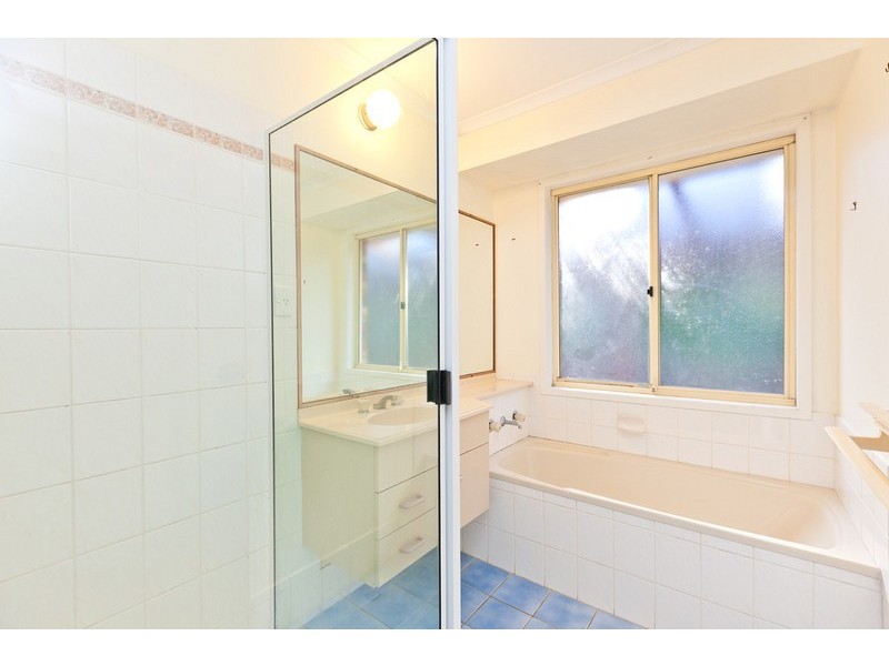 98 Crotona Road East, Alexandra Hills QLD 4161