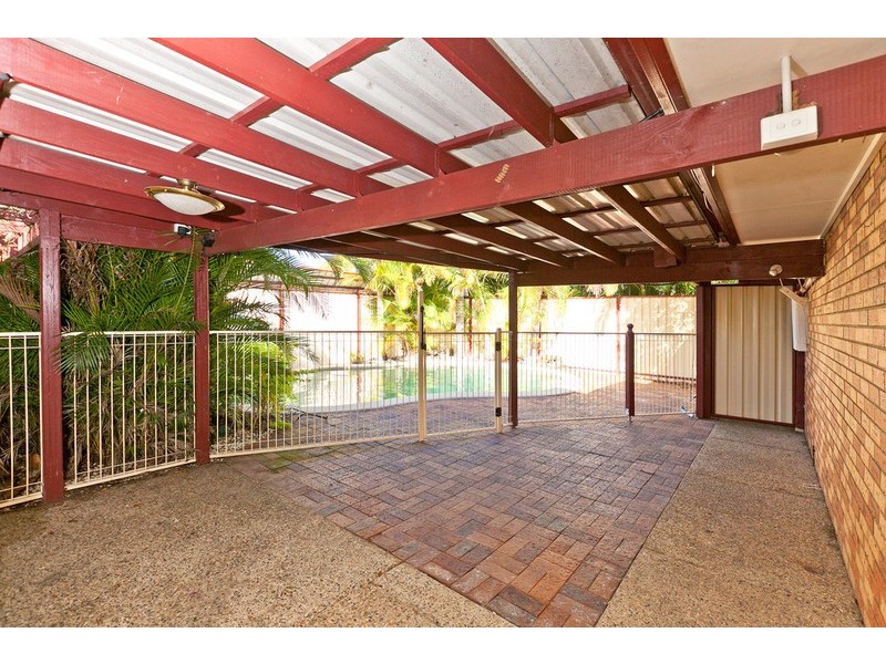 98 Crotona Road East, Alexandra Hills QLD 4161