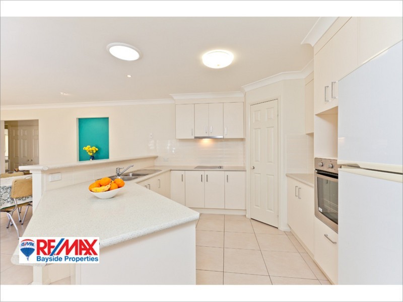 11 Lamb Close, Victoria Point QLD 4165