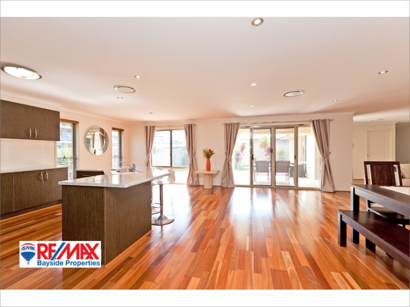 48 Manning Esplanade, Thornlands QLD 4164