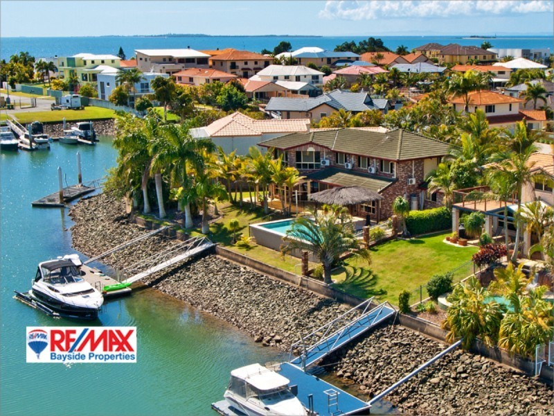 27 Downwind Court, Birkdale QLD 4159