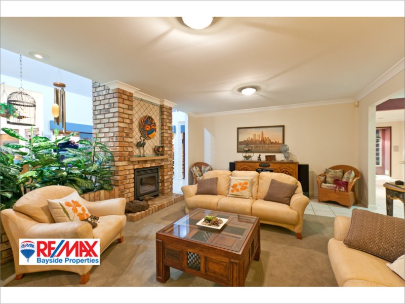 23  Dorsal Drive, Birkdale QLD 4159