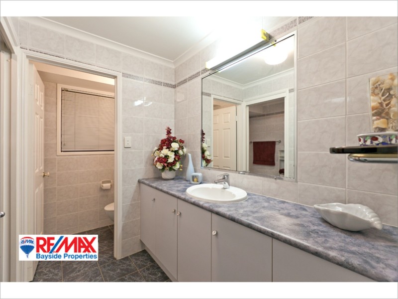 23  Dorsal Drive, Birkdale QLD 4159