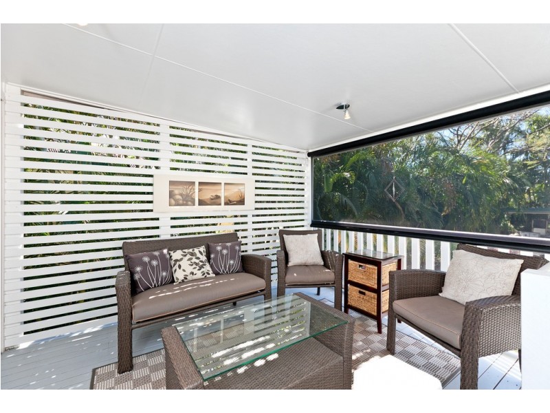 24 Earl Street, Greenslopes QLD 4120